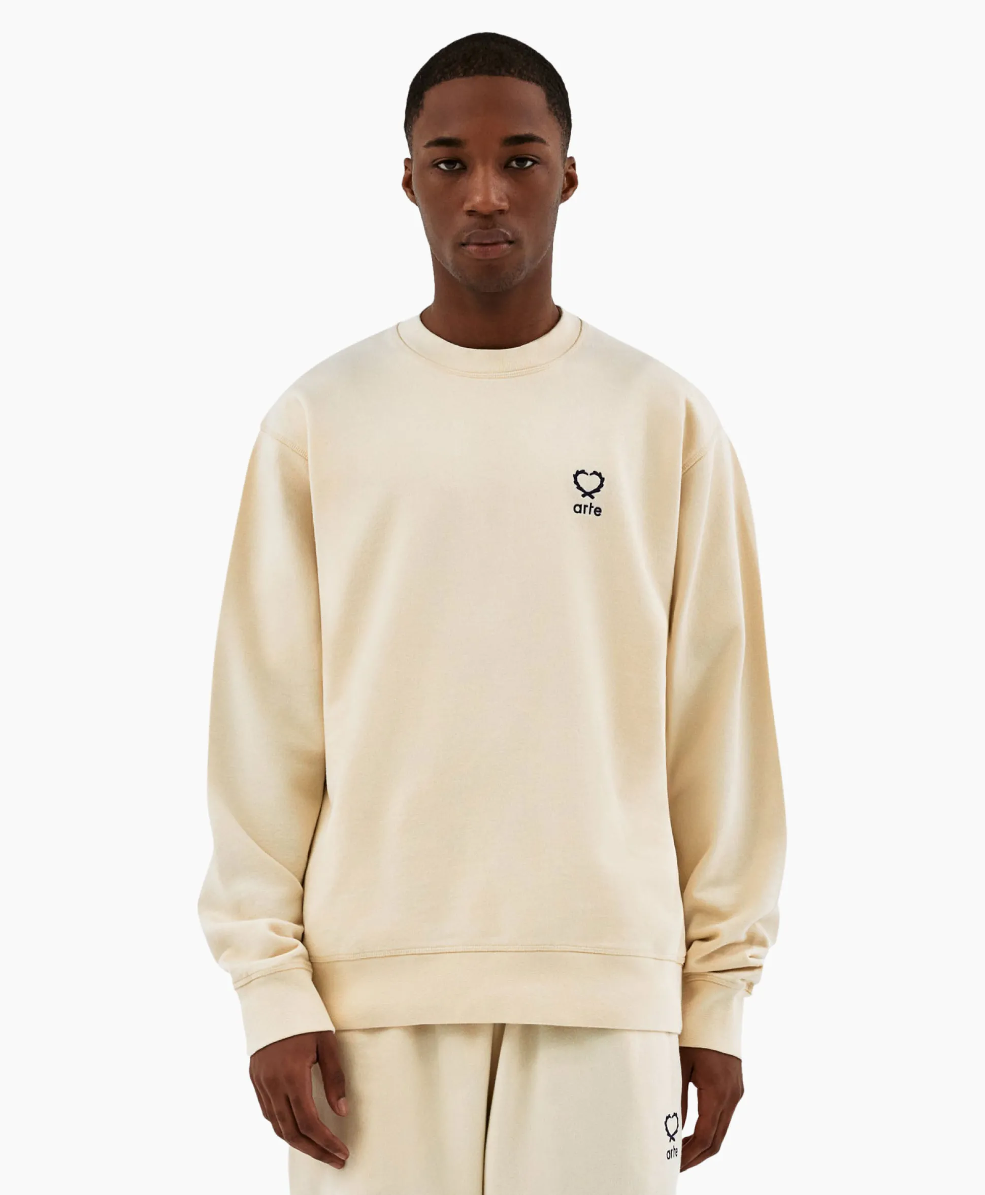 Arte Antwerp Sweater Hearts Leaves Arte Logo Chest Off White