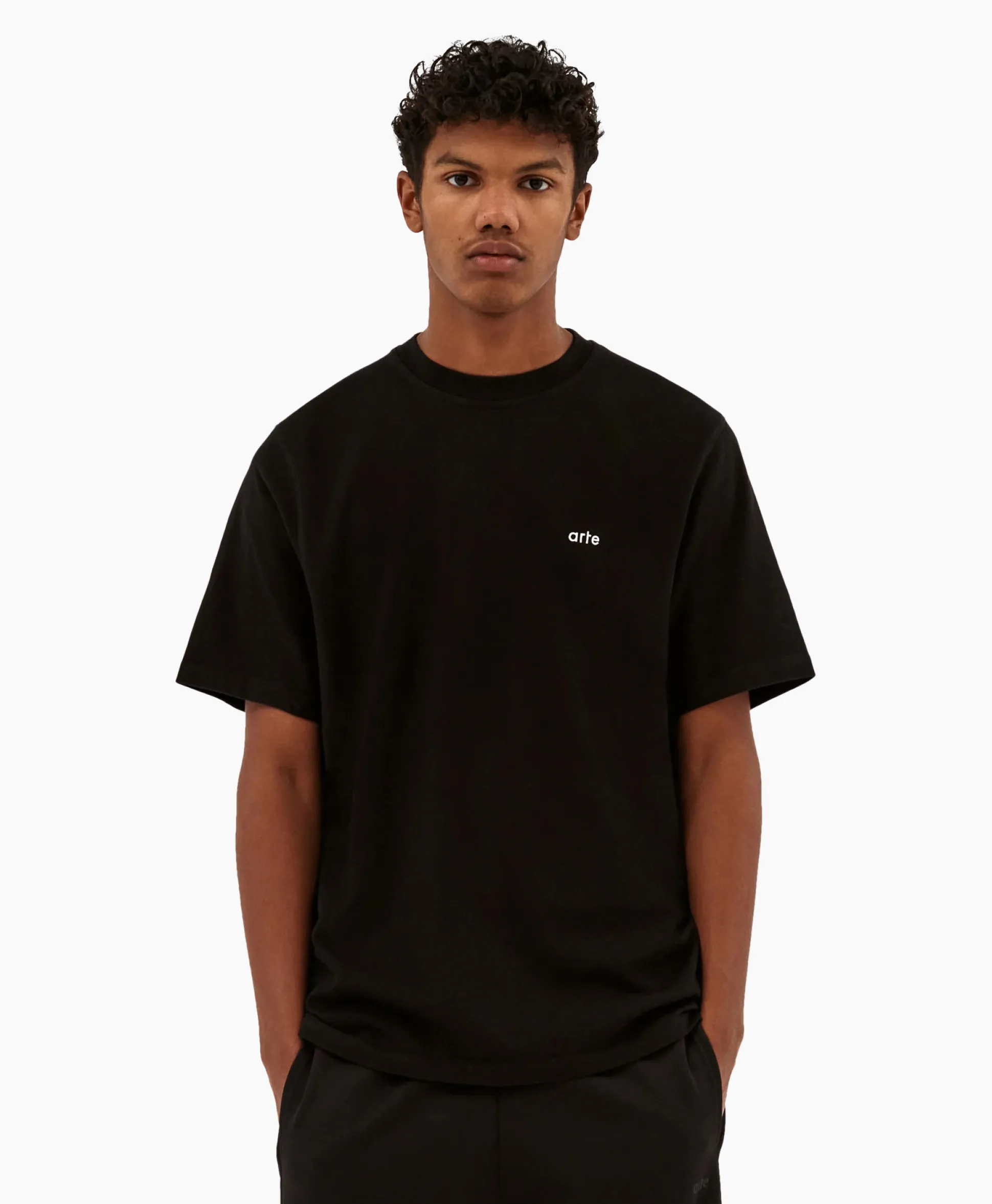 Arte Antwerp T-Shirt Korte Mouw Circle Runner Back Print Zwart