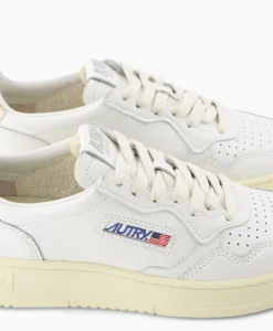 Autry Sneaker Medalist Low Wom Goud