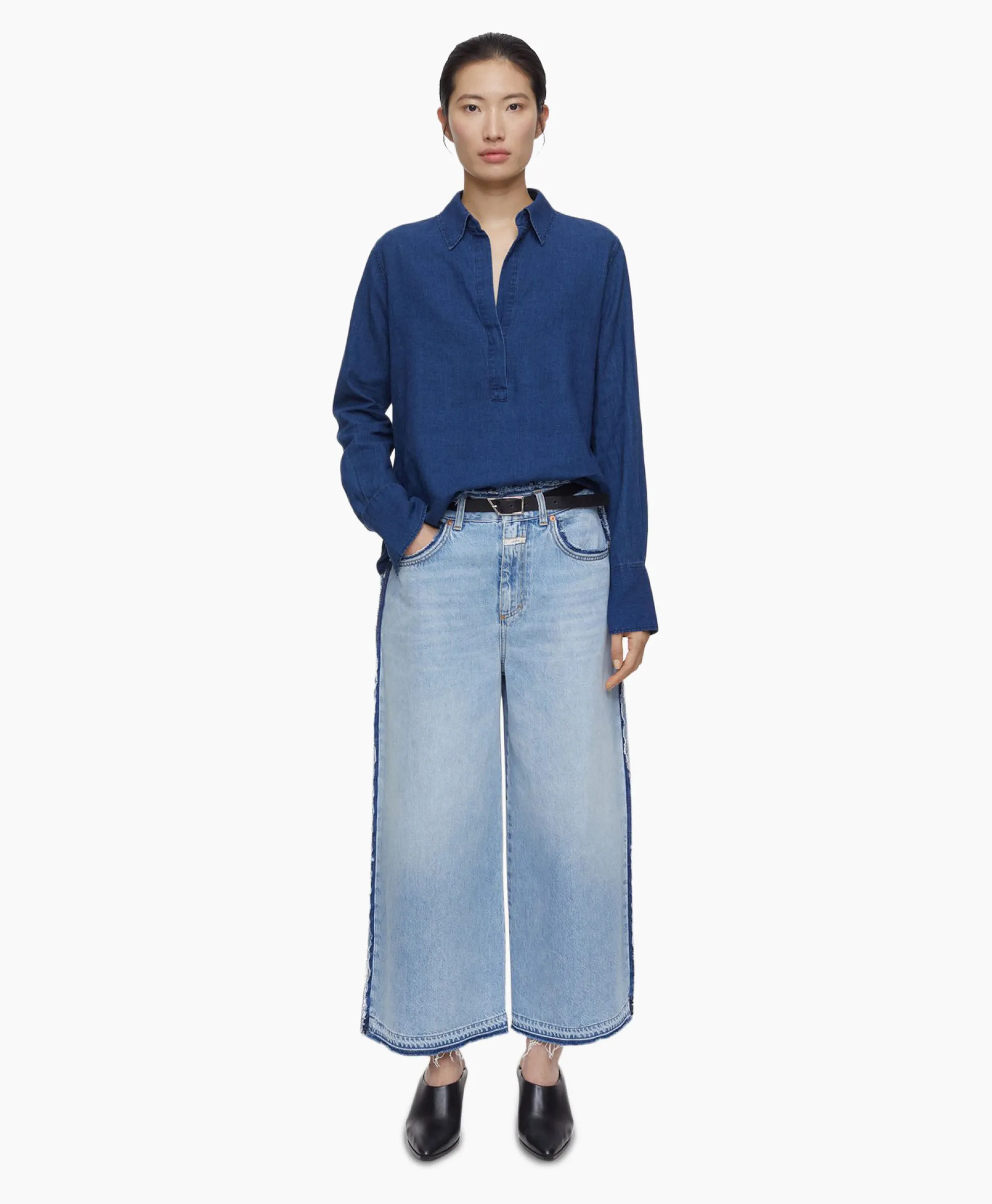 Closed Blouse Open Neck Blauw