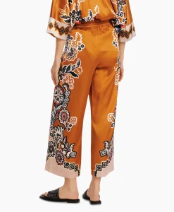 Marccain Collectie Broek Wc 81.54 W66 Oranje