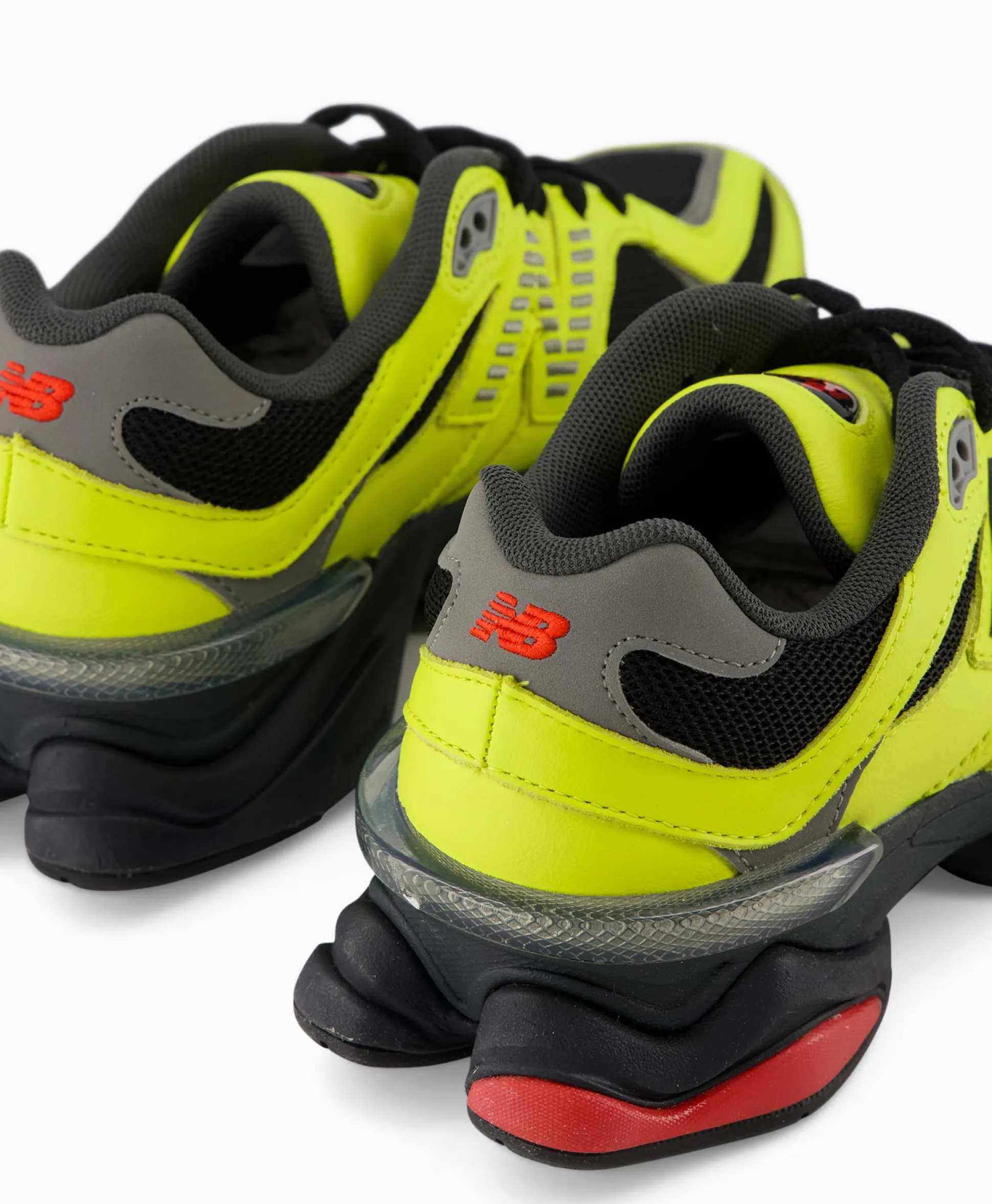 New Balance Sneaker U9060Nrg Geel