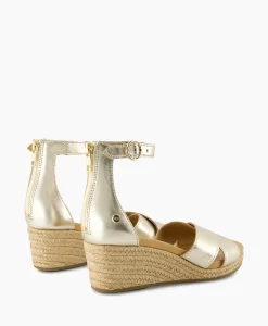 Ugg Sandaal Eugenia Goud